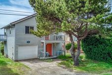 Exterior Salt & Serenity