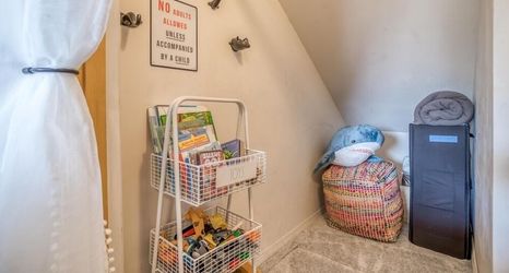 Lobby 2 Salt & Serenity