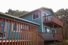 外観 Breaking Waves Retreat