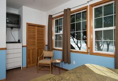 卧室 5 Sheltering Pines