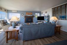 Common Space The Seaview