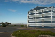 Exterior Waters Edge 105