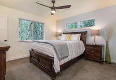 Bedroom 6 Heron's Nest