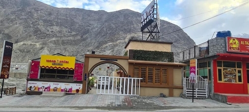 Luar Bangunan 4 Indus Lodges Gilgit