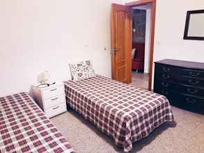 Bedroom 4 Pet Friendly Barbecue Pool Mystay