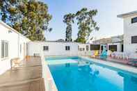 Swimming Pool Live Laugh Love Beach Guest Home with AC