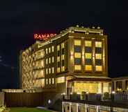 Exterior 2 Ramada by Wyndham Katra Station Road