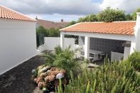 Exterior Family Holiday Villa Vacations Ponta Delgada