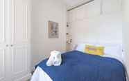 Bedroom 7 Bright two Bedroom Flat in Fashionable Fulham by Underthedoormat