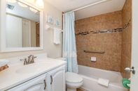 In-room Bathroom Unit 5311 - Ocean Racquet Resort