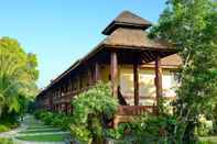 ภายนอกอาคาร One Myanmar Resort Ngwe Saung