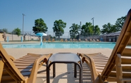 Swimming Pool 2 Troon Golf Bungalow