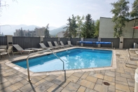 Swimming Pool Westwind 301