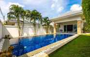 Kolam Renang 4 Private 3 BR Pool Villa  G49