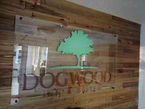 Sảnh chờ 4 Dogwood Inn and Suites