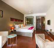 Phòng ngủ 6 Regenta Resort Golden Amoon