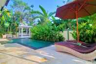 Swimming Pool Villa My Flowers Lovina