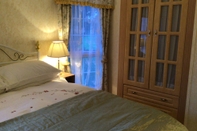 Bedroom Beautiful 2-bed Holiday Home nr Kynance Cove