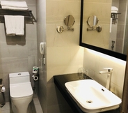 Toilet Kamar 2 Alliance Hotel & Resorts Ltd