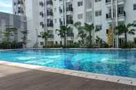 Swimming Pool Minimalist And Comfort Living 2Br At Signature Park Grande Apartment