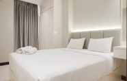 ห้องนอน 2 Comfort And Elegant 2Br At Permata Hijau Suites Apartment