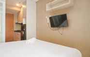 Bilik Tidur 6 Warm And Cozy Studio At Cinere Bellevue Suites Apartment