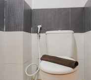 In-room Bathroom 4 Warm And Cozy Studio At Cinere Bellevue Suites Apartment