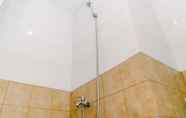 In-room Bathroom 2 Modern Look 2Br Green Pramuka City Apartment Near Mall