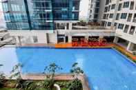 Swimming Pool Nice And Cozy 1Br At Tamansari Iswara Apartment