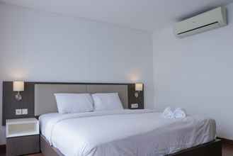 Bedroom 4 Spacious And Modern 3Br Apartment At Simprug Park Residences