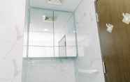 In-room Bathroom 4 Elegant Studio Pacific Garden Apartment Near Alam Sutera