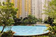 Swimming Pool Warm And Homey 2Br At Springlake Summarecon Bekasi Apartment