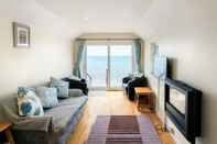 Common Space Lovely 6-bed House on Borth sea Shore