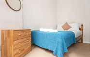 Bedroom 7 Cosy 2 Bedroom Apartment in Central London With Garden