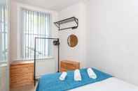 Bedroom Cosy 2 Bedroom Apartment in Central London With Garden