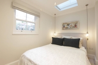 ห้องนอน Newly Refurbished 1 Bedroom in Vibrant Notting Hill