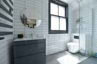 In-room Bathroom Contemporary 2 Bedroom Apartment on Columbia Road