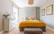 Bedroom 5 Luxuriously Designed 3 Bedroom Apartment in Clapham