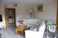 Common Space Lovely 3 Bedroom Bungalow Located in Drummore