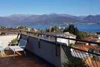 ห้องนอน Terrace Lake View apt in Stresa With Lake View