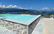 Kolam Renang 3 Amadeus Apartment With Wonderful Lake View in Baveno con Pool