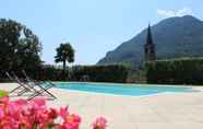 Kolam Renang 3 Oleandro 2 Apartment in Mergozzo With Pool