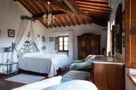 Bedroom Tuscany Villa With Breathtaking View at Dotholiday