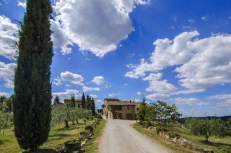 Exterior 4 La Grotta Della Rocca in Chianti