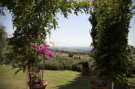 Ruang untuk Umum Villa Tuscany With Flair Luxury Panorama