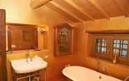 In-room Bathroom 5 Villa Tuscany With Flair Luxury Panorama