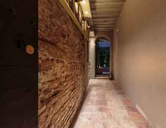 Lobi 2 Casa Reds in Lucca With 1 Bedrooms and 1 Bathrooms