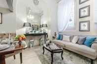 Common Space Paolo Guinigi Elegant Apartment Suite Masterful Interior Inside the Walls of Lucca