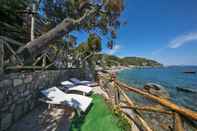 Swimming Pool Villa Ibiscus in Nerano