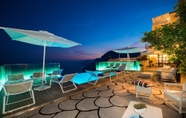 สระว่ายน้ำ 3 Villa Zeus in Positano